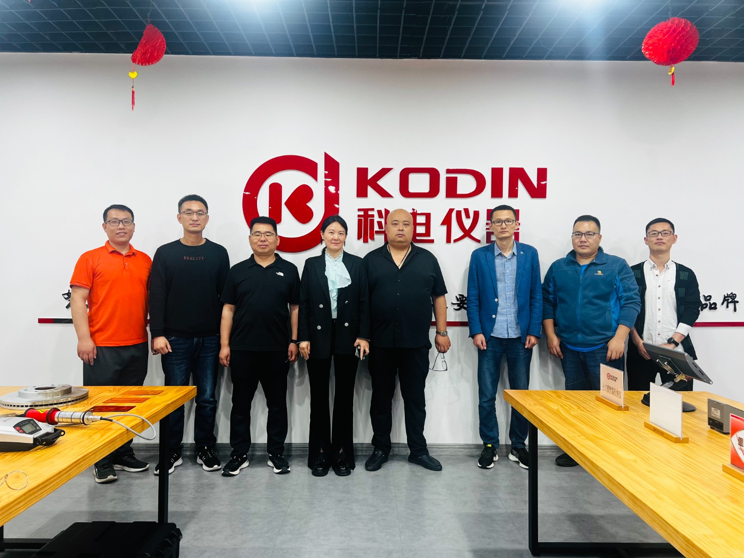 攜手共進(jìn)，譜寫(xiě)新篇——熱烈歡迎山西總代山西鼎泰時(shí)代檢測(cè)設(shè)備有限公司來(lái)科電儀器參觀交流